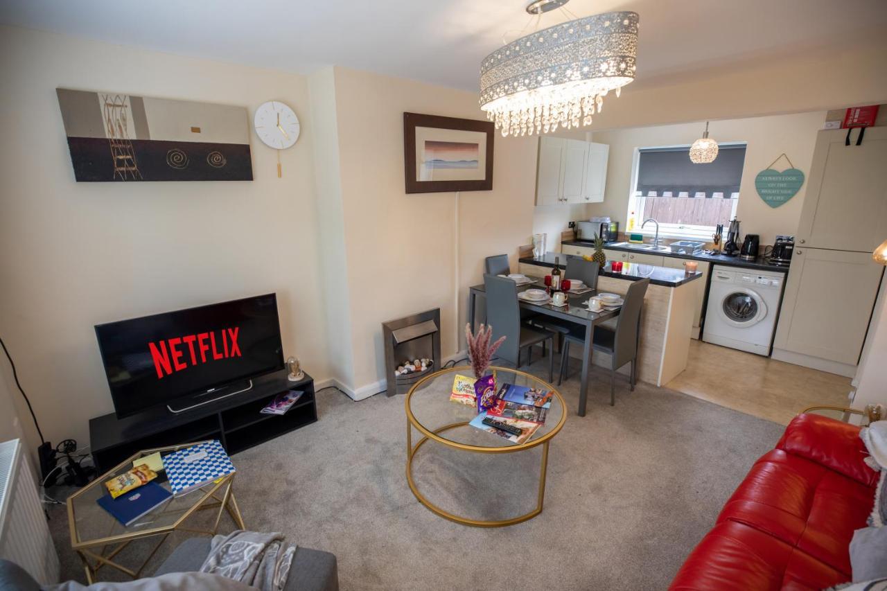 Og Stays Ii- 3Bedroom House Near Nissan & Stadium, Free Parking Съндърланд Екстериор снимка