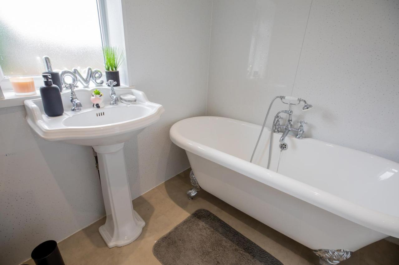 Og Stays Ii- 3Bedroom House Near Nissan & Stadium, Free Parking Съндърланд Екстериор снимка