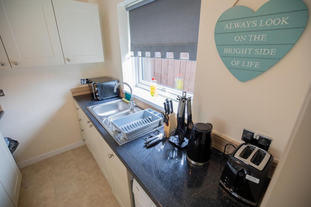 Og Stays Ii- 3Bedroom House Near Nissan & Stadium, Free Parking Съндърланд Екстериор снимка